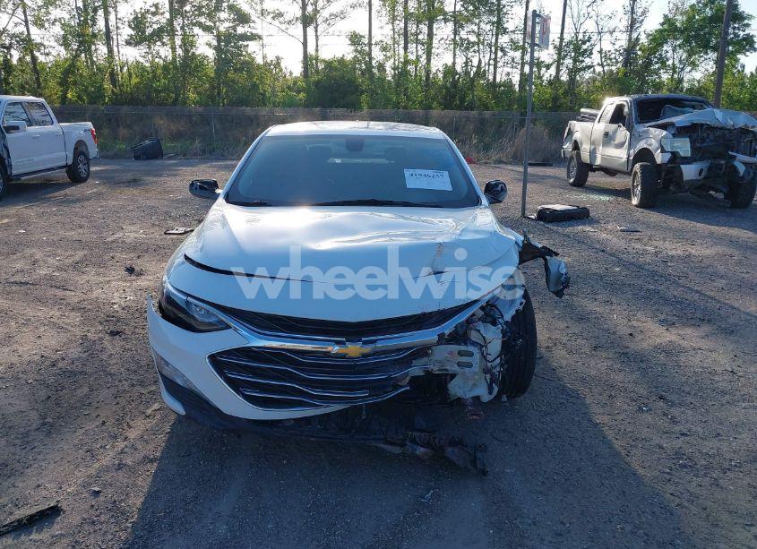 Photo 12 of 2019 Chevrolet Malibu LT (VIN 1G1ZD5ST7KF121004)
