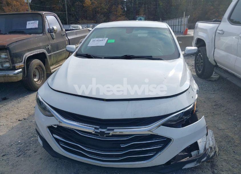Photo 12 of 2019 Chevrolet Malibu LT (VIN 1G1ZD5ST7KF124212)