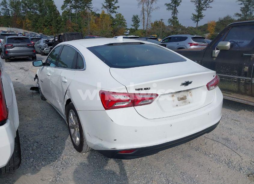 Photo 3 of 2019 Chevrolet Malibu LT (VIN 1G1ZD5ST7KF124212)