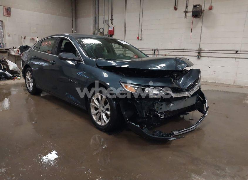 2019 Chevrolet Malibu LT (VIN 1G1ZD5ST7KF126686) main photo