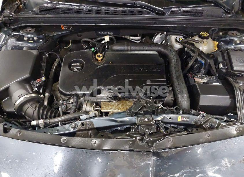 Photo 10 of 2019 Chevrolet Malibu LT (VIN 1G1ZD5ST7KF126686)