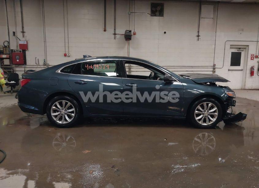 Photo 12 of 2019 Chevrolet Malibu LT (VIN 1G1ZD5ST7KF126686)