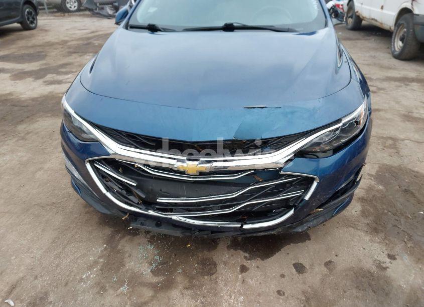 Photo 6 of 2019 Chevrolet Malibu LT (VIN 1G1ZD5ST7KF134030)