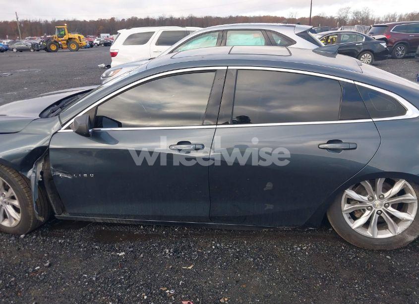 Photo 14 of 2019 Chevrolet Malibu LT (VIN 1G1ZD5ST7KF137302)