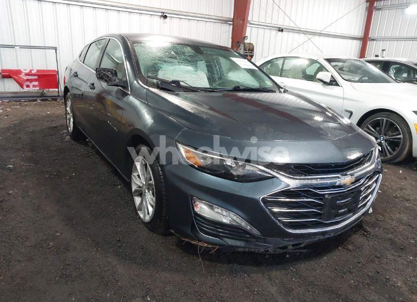 2019 Chevrolet Malibu LT (VIN 1G1ZD5ST7KF138465) main photo