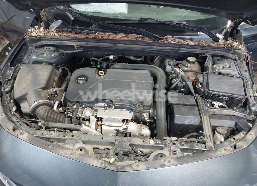 Photo 10 of 2019 Chevrolet Malibu LT (VIN 1G1ZD5ST7KF138465)