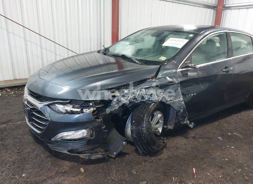 Photo 6 of 2019 Chevrolet Malibu LT (VIN 1G1ZD5ST7KF138465)