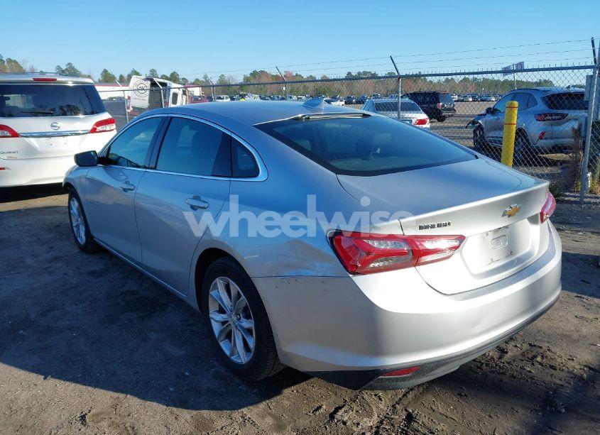 Photo 3 of 2019 Chevrolet Malibu LT (VIN 1G1ZD5ST7KF154228)