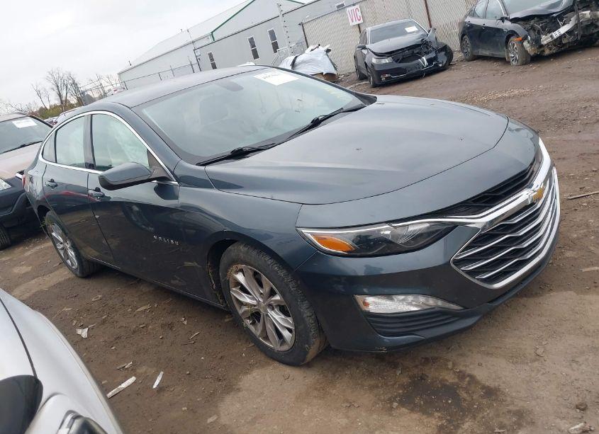 2019 Chevrolet Malibu LT (VIN 1G1ZD5ST7KF160532) main photo