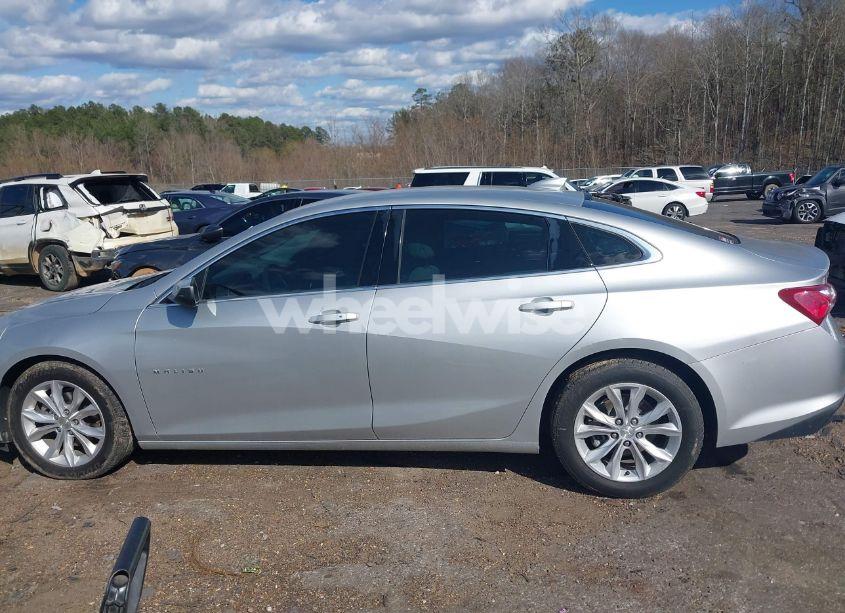 Photo 14 of 2019 Chevrolet Malibu LT (VIN 1G1ZD5ST7KF172583)