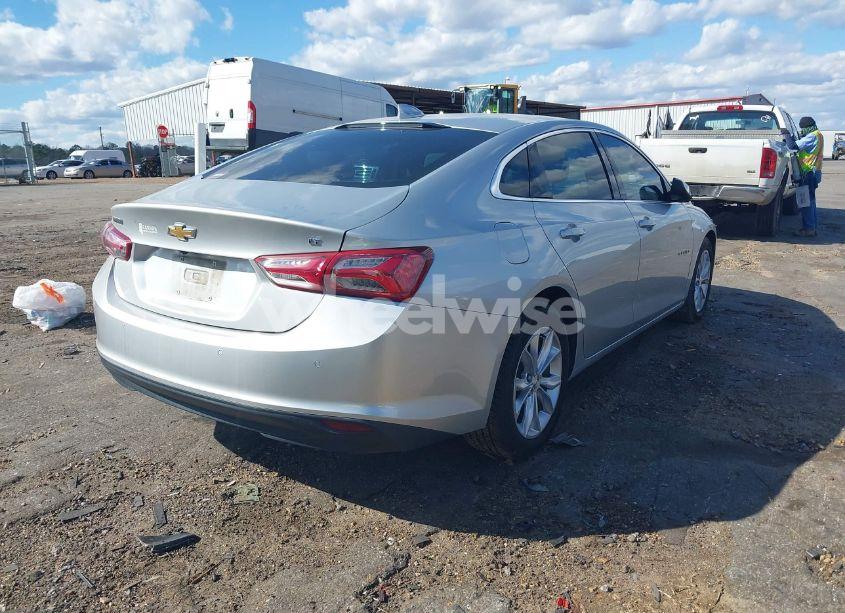 Photo 4 of 2019 Chevrolet Malibu LT (VIN 1G1ZD5ST7KF172583)