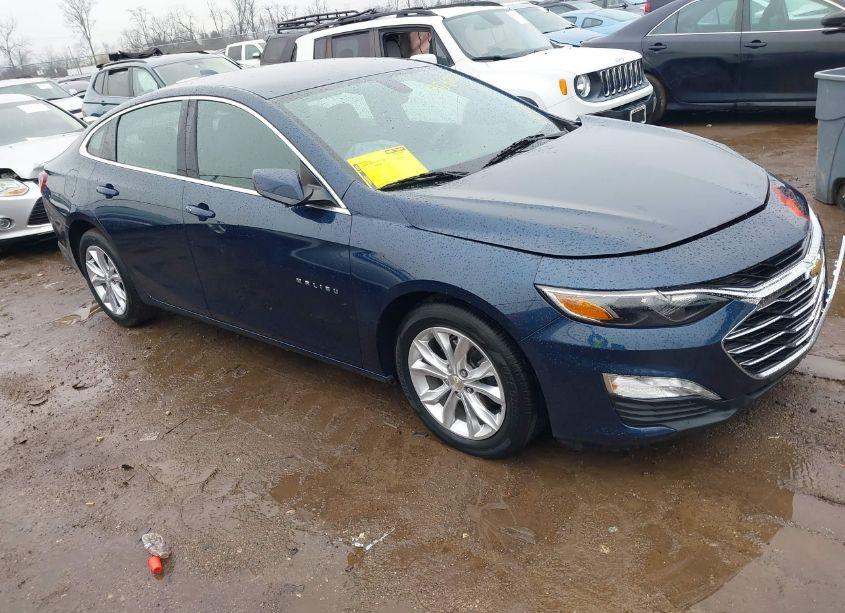 2019 Chevrolet Malibu LT (VIN 1G1ZD5ST7KF202231) main photo