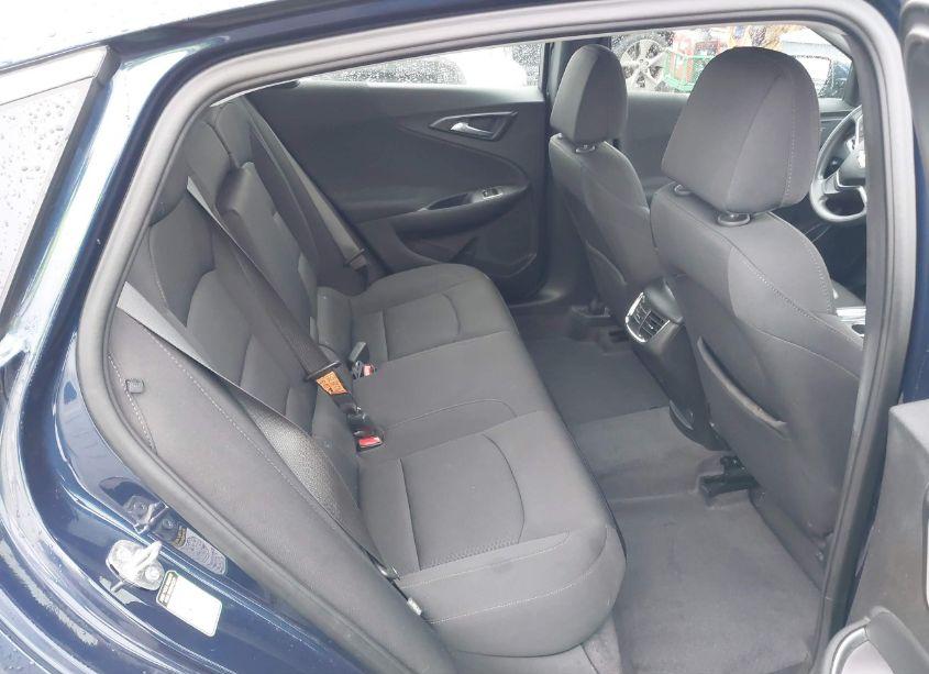 Photo 8 of 2019 Chevrolet Malibu LT (VIN 1G1ZD5ST7KF202231)