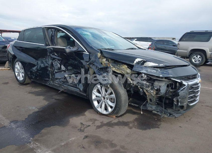 2019 Chevrolet Malibu LT (VIN 1G1ZD5ST7KF204559) main photo