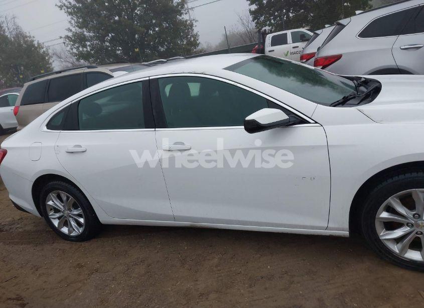 Photo 13 of 2020 Chevrolet Malibu FWD LT (VIN 1G1ZD5ST7LF006694)