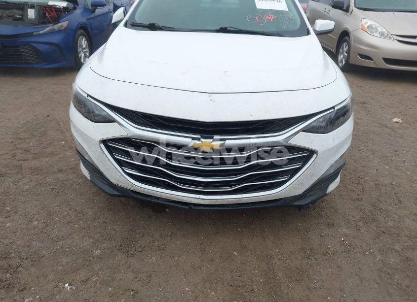 Photo 6 of 2020 Chevrolet Malibu FWD LT (VIN 1G1ZD5ST7LF006694)