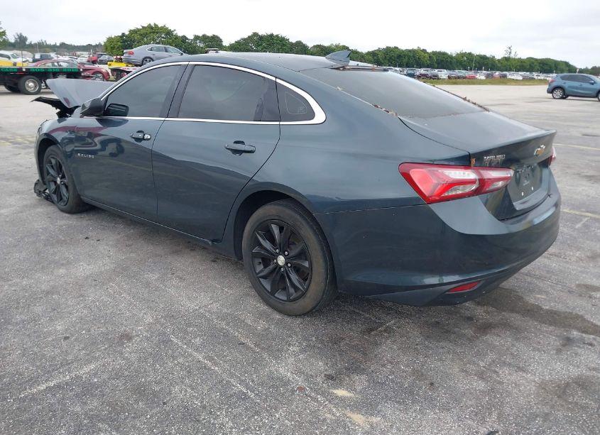 Photo 3 of 2020 Chevrolet Malibu FWD LT (VIN 1G1ZD5ST7LF008106)