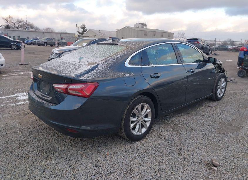 Photo 4 of 2020 Chevrolet Malibu FWD LT (VIN 1G1ZD5ST7LF022703)
