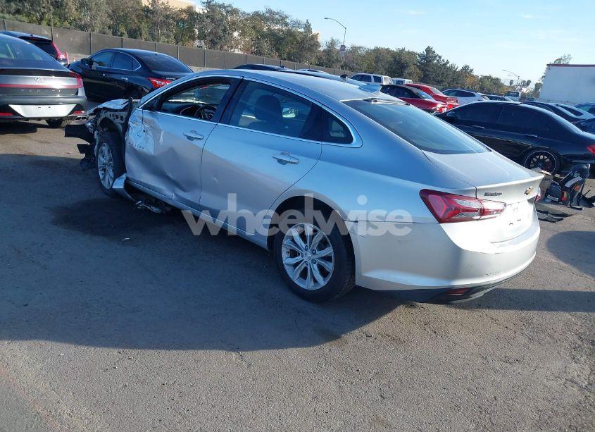 Photo 3 of 2020 Chevrolet Malibu FWD LT (VIN 1G1ZD5ST7LF024709)