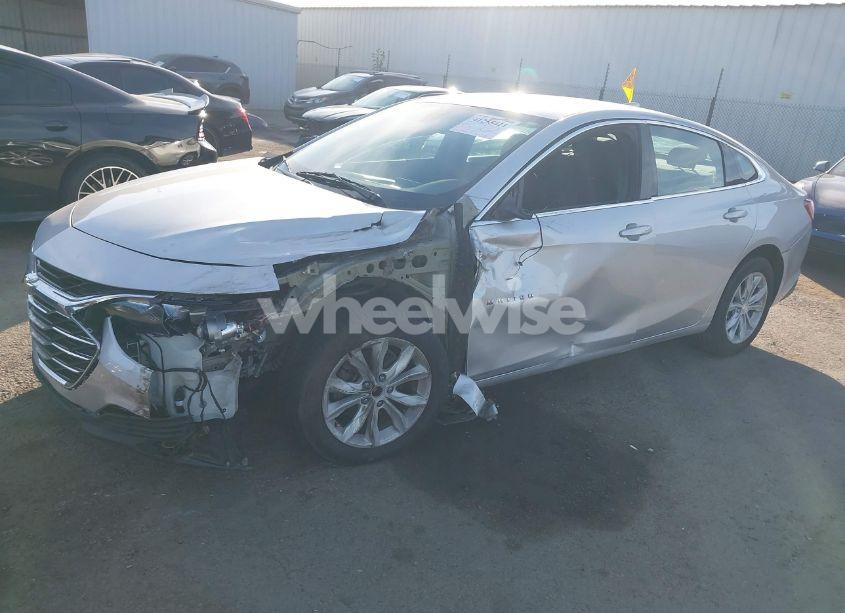 Photo 6 of 2020 Chevrolet Malibu FWD LT (VIN 1G1ZD5ST7LF024709)