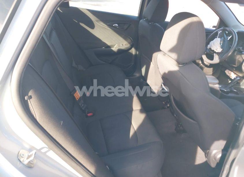 Photo 8 of 2020 Chevrolet Malibu FWD LT (VIN 1G1ZD5ST7LF024709)