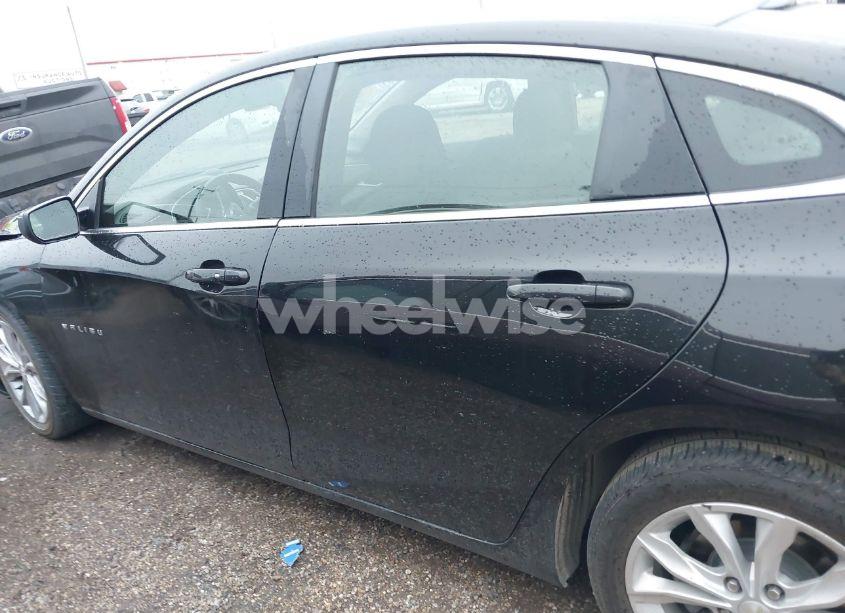 Photo 15 of 2020 Chevrolet Malibu FWD LT (VIN 1G1ZD5ST7LF025469)