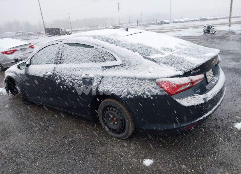 Photo 3 of 2020 Chevrolet Malibu FWD LT (VIN 1G1ZD5ST7LF035497)