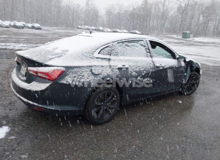 Photo 4 of 2020 Chevrolet Malibu FWD LT (VIN 1G1ZD5ST7LF035497)