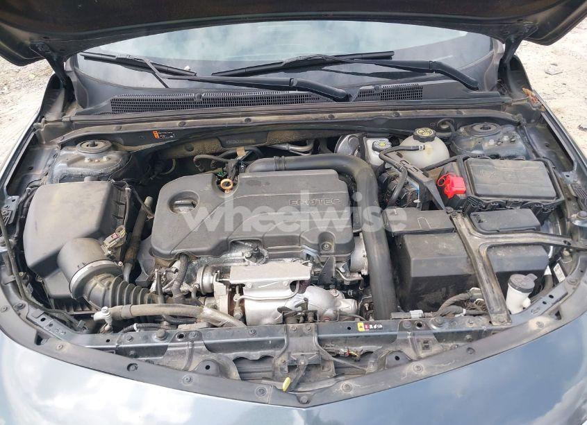 Photo 10 of 2020 Chevrolet Malibu FWD LT (VIN 1G1ZD5ST7LF036083)