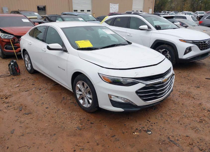 2020 Chevrolet Malibu FWD LT (VIN 1G1ZD5ST7LF040425) main photo