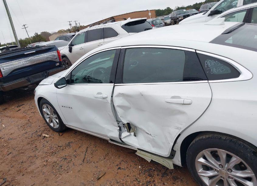 Photo 14 of 2020 Chevrolet Malibu FWD LT (VIN 1G1ZD5ST7LF040425)