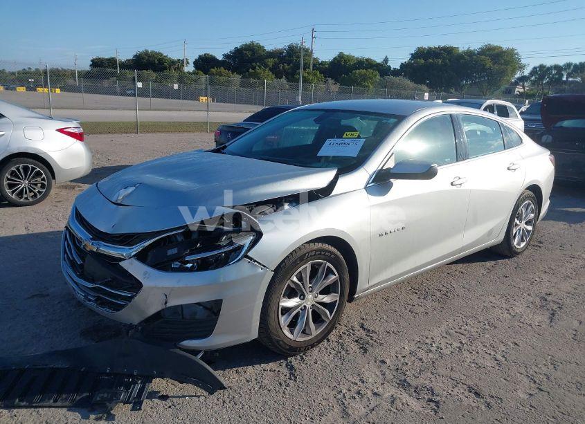 Photo 2 of 2020 Chevrolet Malibu FWD LT (VIN 1G1ZD5ST7LF048850)