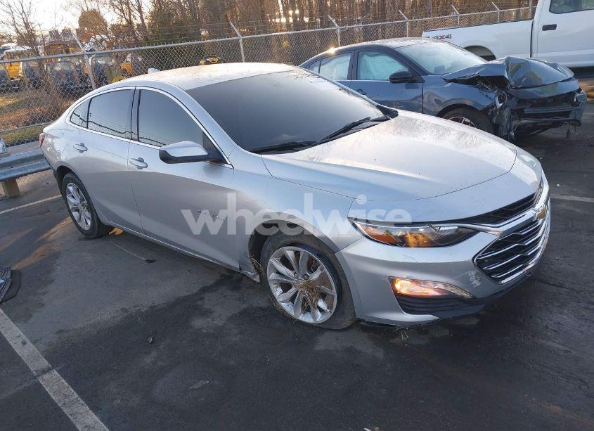 2020 Chevrolet Malibu FWD LT (VIN 1G1ZD5ST7LF049366) main photo