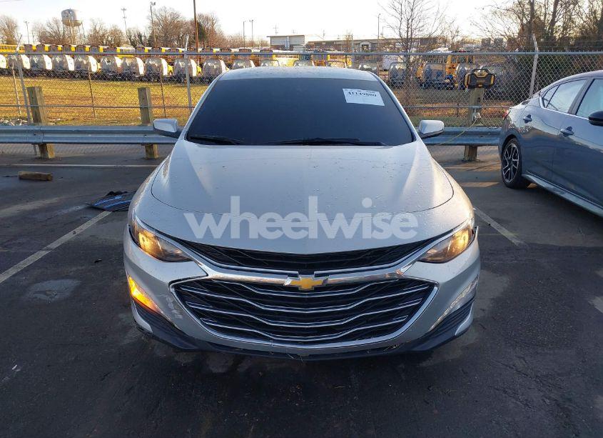 Photo 12 of 2020 Chevrolet Malibu FWD LT (VIN 1G1ZD5ST7LF049366)