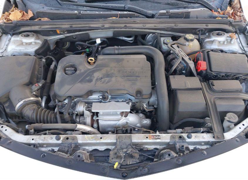 Photo 10 of 2020 Chevrolet Malibu FWD LT (VIN 1G1ZD5ST7LF073022)