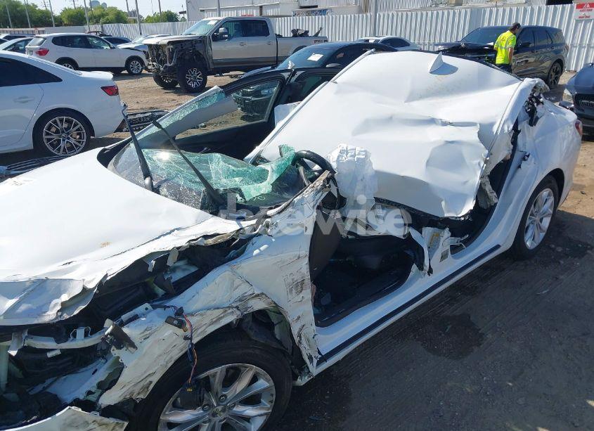 Photo 6 of 2020 Chevrolet Malibu FWD LT (VIN 1G1ZD5ST7LF093870)