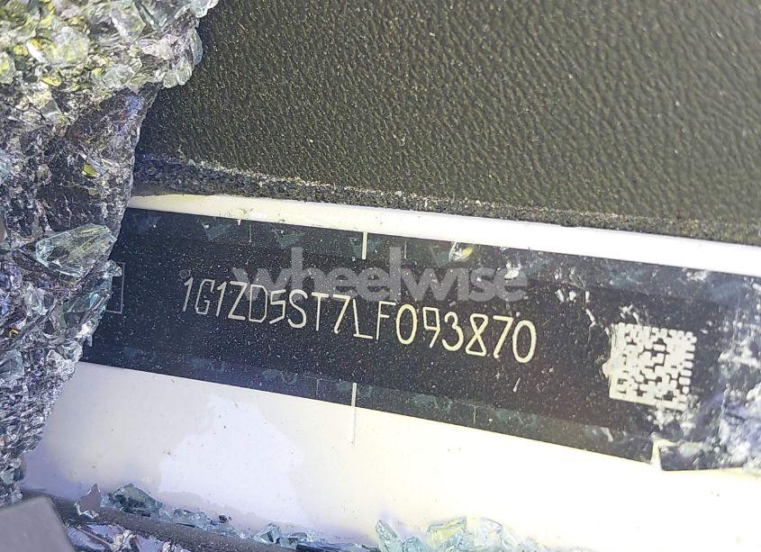 Photo 9 of 2020 Chevrolet Malibu FWD LT (VIN 1G1ZD5ST7LF093870)