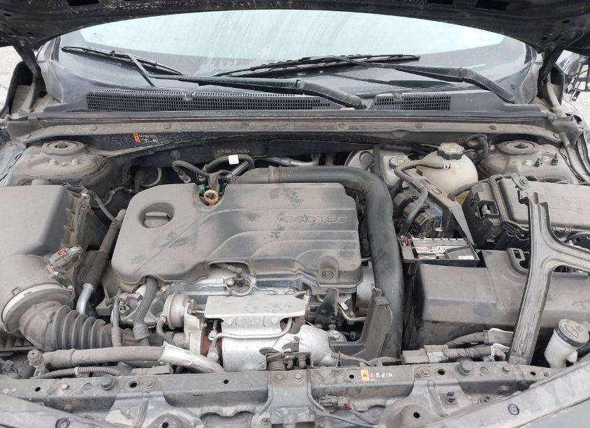 Photo 10 of 2020 Chevrolet Malibu FWD LT (VIN 1G1ZD5ST7LF100350)