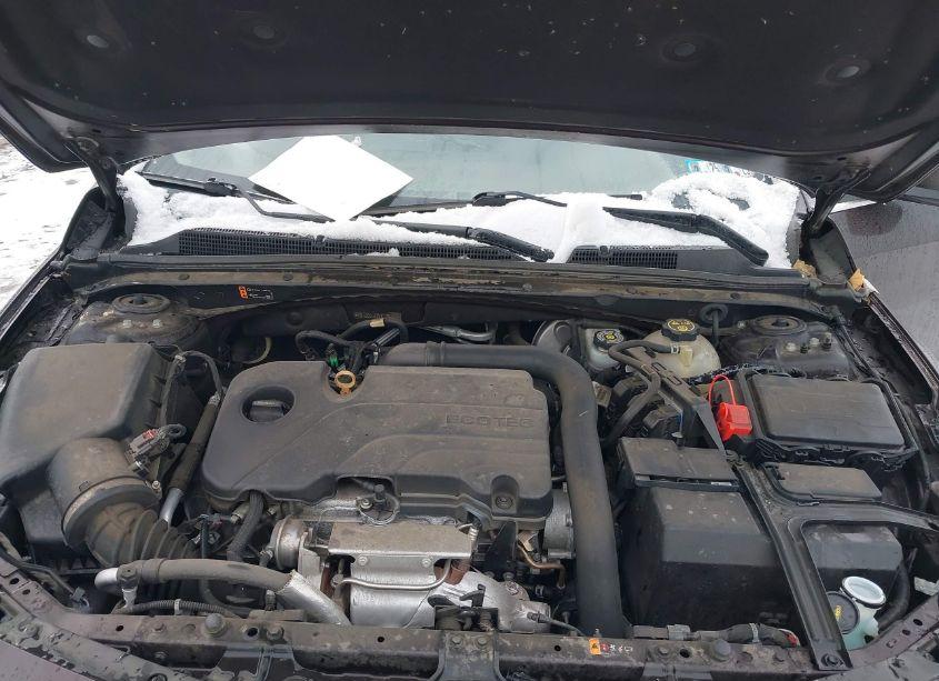 Photo 10 of 2020 Chevrolet Malibu FWD LT (VIN 1G1ZD5ST7LF134269)