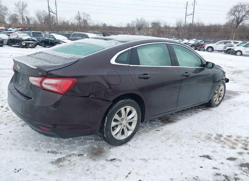 Photo 4 of 2020 Chevrolet Malibu FWD LT (VIN 1G1ZD5ST7LF134269)