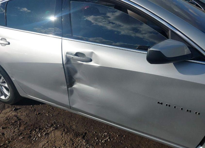 Photo 17 of 2021 Chevrolet Malibu FWD LT (VIN 1G1ZD5ST7MF004560)