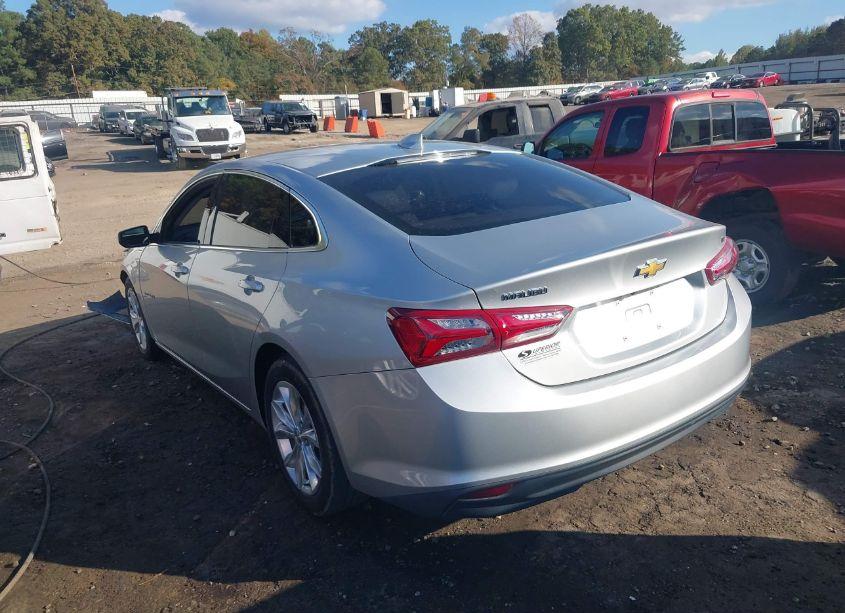 Photo 3 of 2021 Chevrolet Malibu FWD LT (VIN 1G1ZD5ST7MF004560)