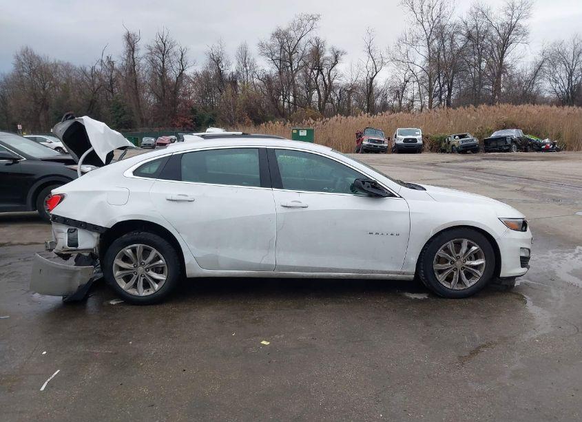 Photo 13 of 2021 Chevrolet Malibu FWD LT (VIN 1G1ZD5ST7MF008396)