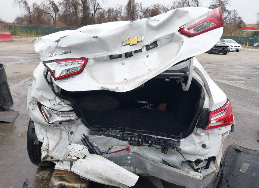 Photo 16 of 2021 Chevrolet Malibu FWD LT (VIN 1G1ZD5ST7MF008396)