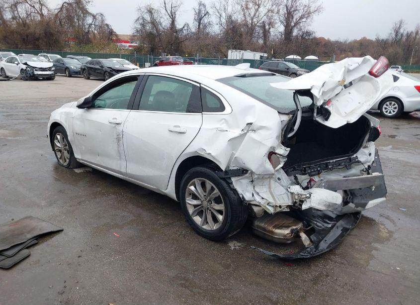 Photo 3 of 2021 Chevrolet Malibu FWD LT (VIN 1G1ZD5ST7MF008396)
