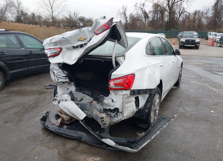 Photo 6 of 2021 Chevrolet Malibu FWD LT (VIN 1G1ZD5ST7MF008396)