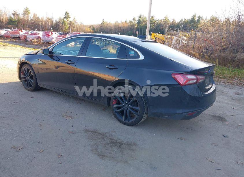 Photo 3 of 2021 Chevrolet Malibu FWD LT (VIN 1G1ZD5ST7MF014750)