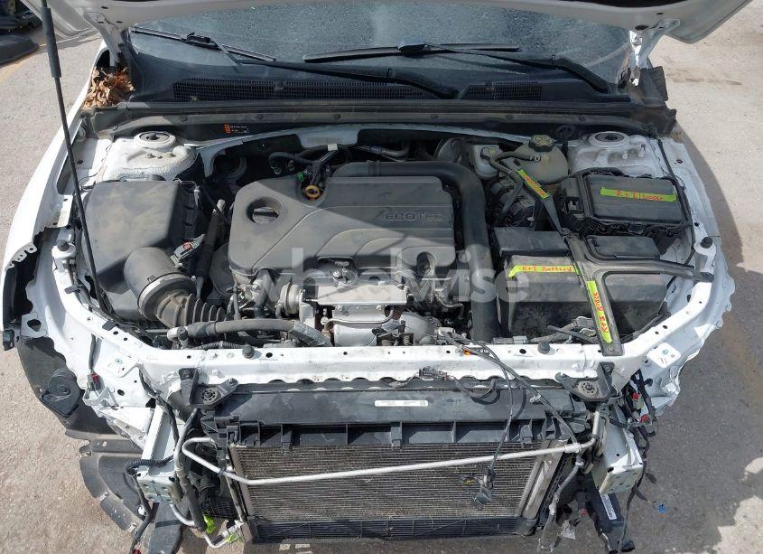 Photo 10 of 2021 Chevrolet Malibu FWD LT (VIN 1G1ZD5ST7MF026137)