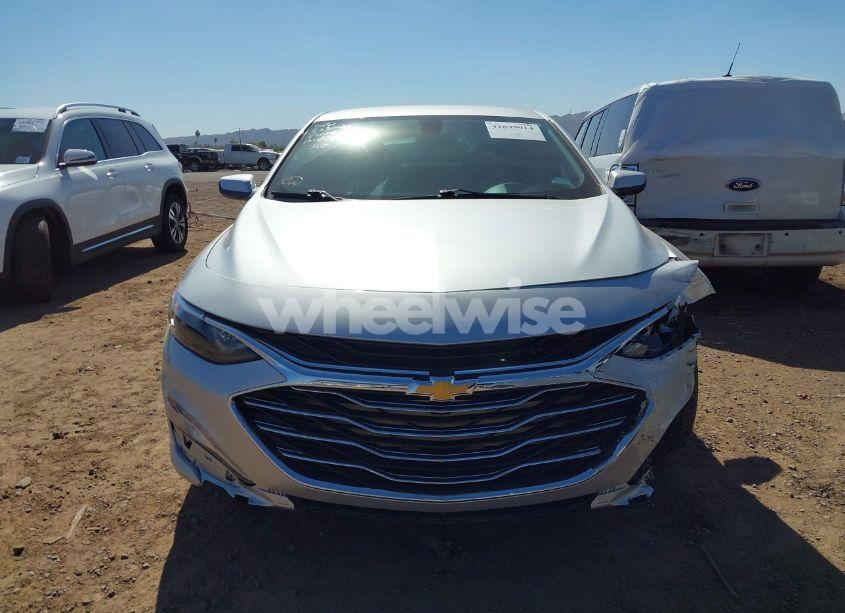Photo 12 of 2021 Chevrolet Malibu FWD LT (VIN 1G1ZD5ST7MF074057)