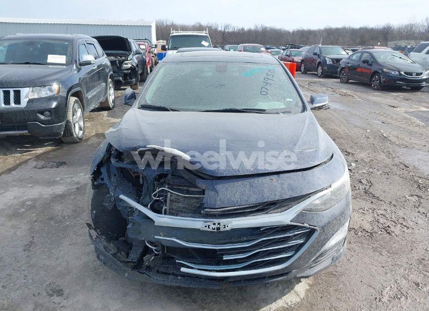 Photo 12 of 2021 Chevrolet Malibu FWD LT (VIN 1G1ZD5ST7MF074950)